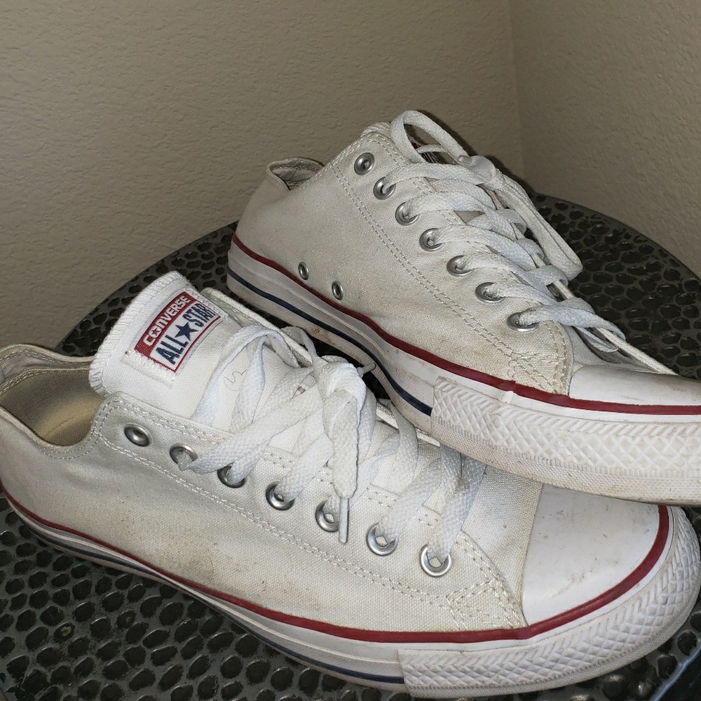 Men's Converse Chuck Taylor Lows - White